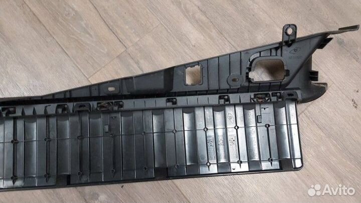 Накладка багажника Bmw X5 E53 M62 4.6IS 2002