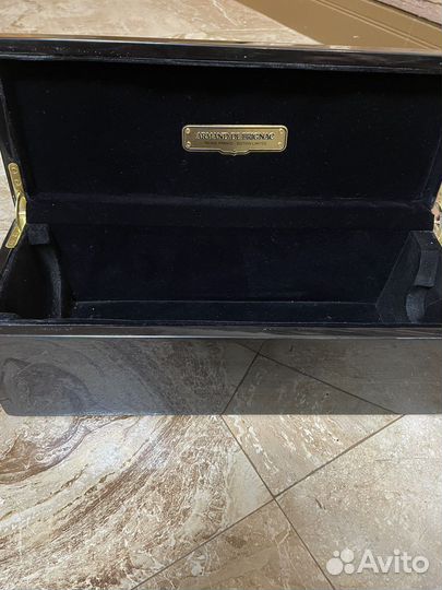 Коробка от элитного шампанского armand DE brignac