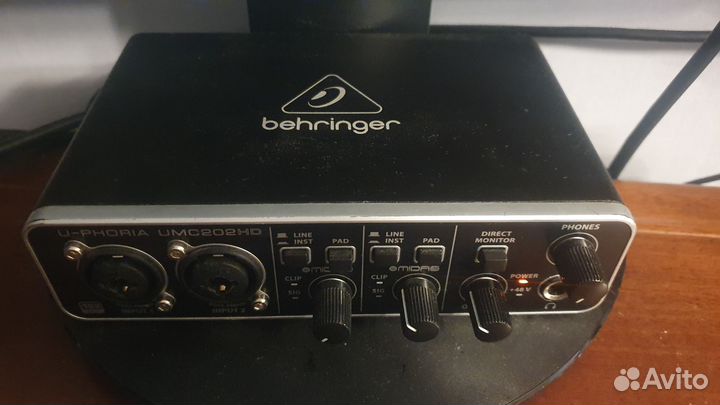 Звуковая карта behringer umc202hd