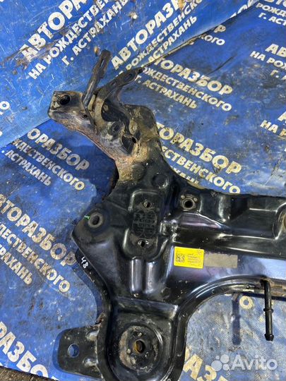 Передний подрамник Chevrolet Aveo T300 хэтчбек