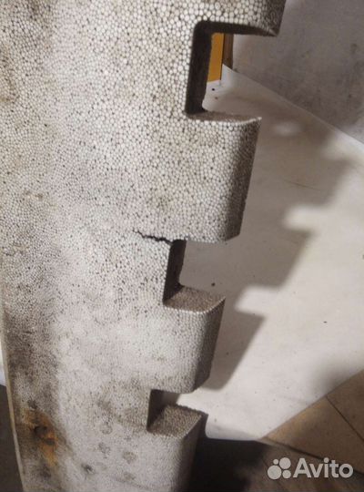 Абсорбер заднего бампера mazda protege