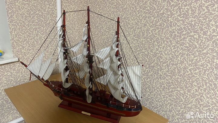 Деревянный корабль