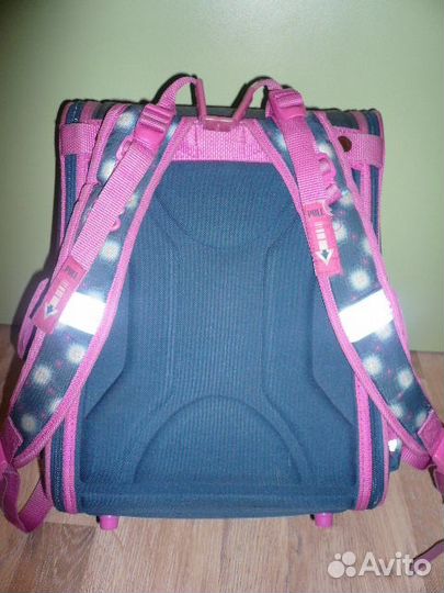 Портфель с ортопедической спинкой для девочки