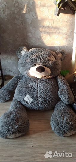 Плюшевый медведь большой
