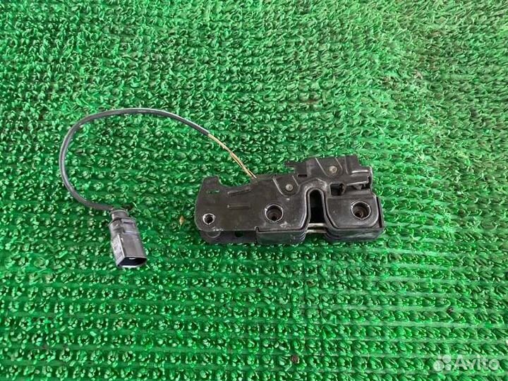 Замок капота audi Q7