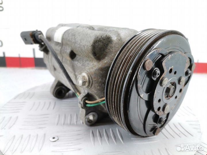 Компрессор кондиционера для Volkswagen Golf 4