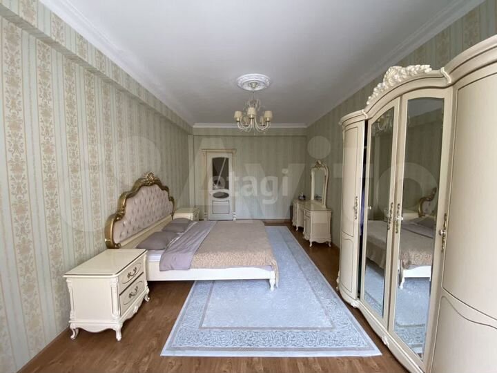 2-к. квартира, 95 м², 3/10 эт.