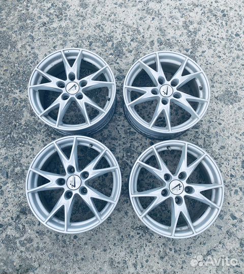 Литые диски R15 5x114.3