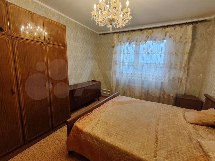 2-к. квартира, 56 м², 8/17 эт.