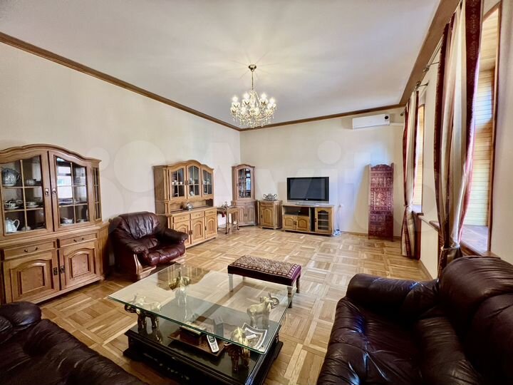 4-к. квартира, 133,3 м², 3/5 эт.