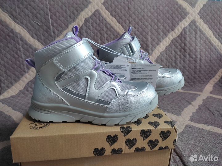 Новые ботинки на шерстяной подкладке 20 см. стельк