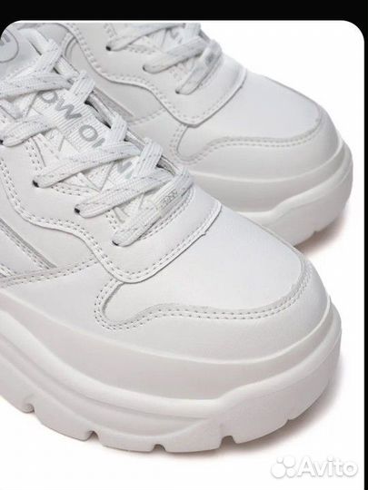 Кроссовки для девочки shuzzi 34 размер