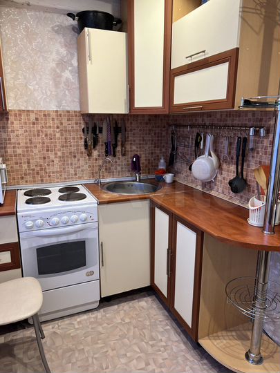 2-к. квартира, 50 м², 6/9 эт.