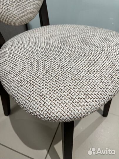 Стул деревянный