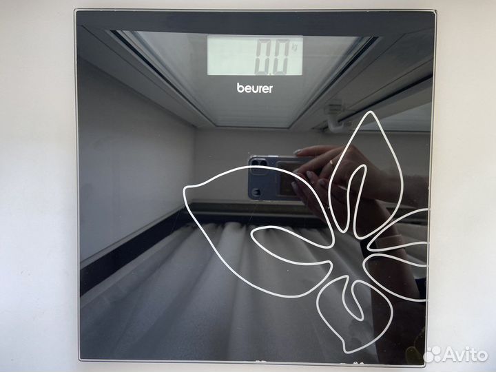 Весы напольные электронные Beurer