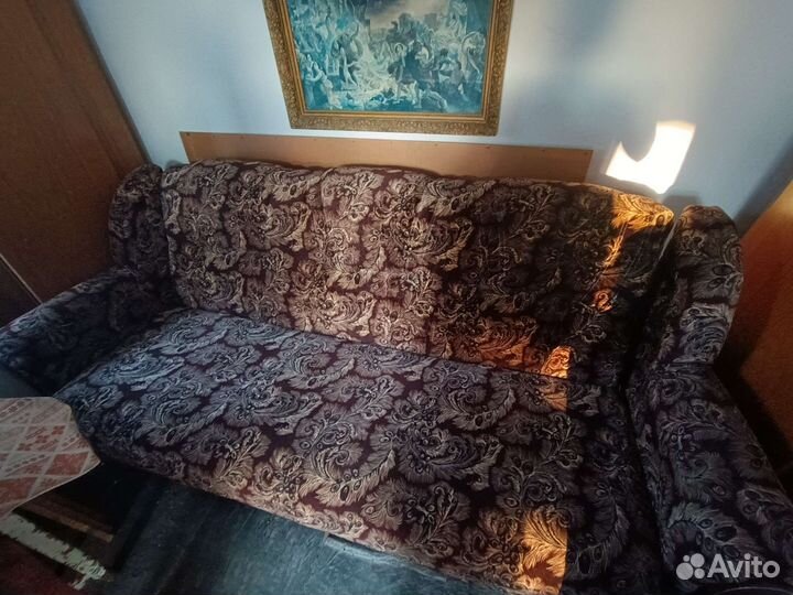 Диван книжка