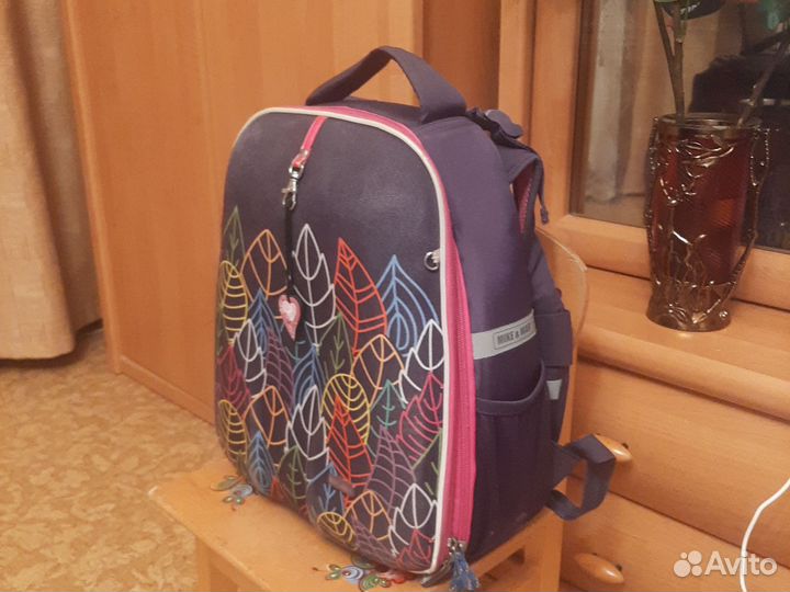 Рюкзак школьный