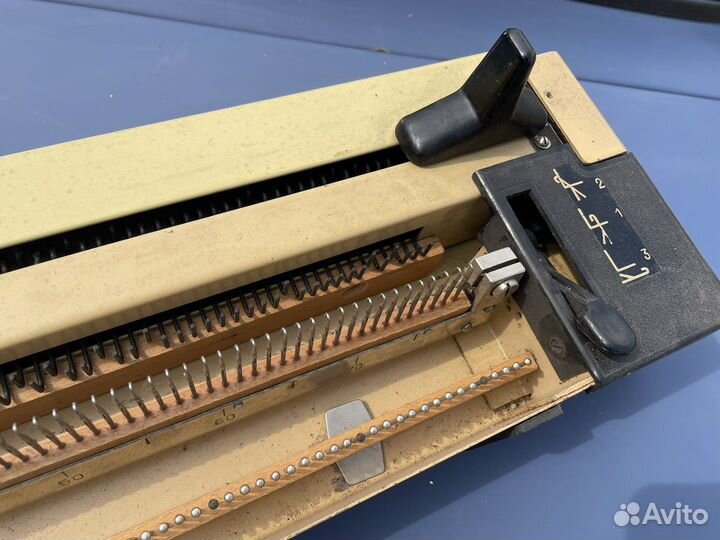 Вязальная машина 