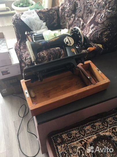 Швейная машина