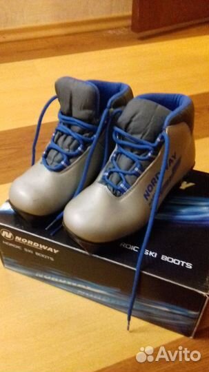 Ботинки для беговых лыж