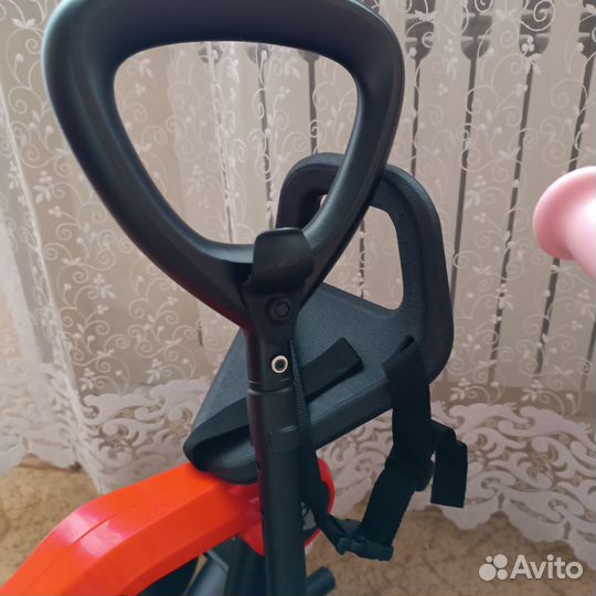 Велосипед 3-х колёсный с родительской ручкой