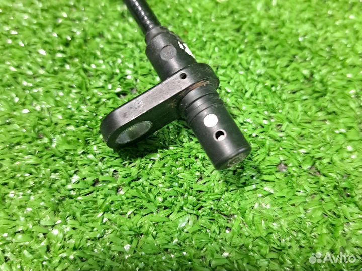 Датчик абс задний левый Ниссан Кашкай J11