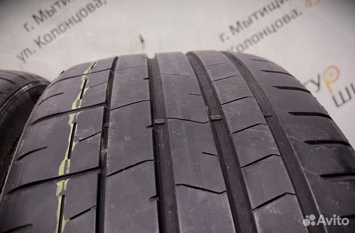 Pirelli P Zero PZ4 235/35 R19 94Y