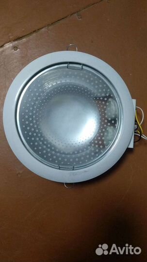 Хороший потолочный светильник