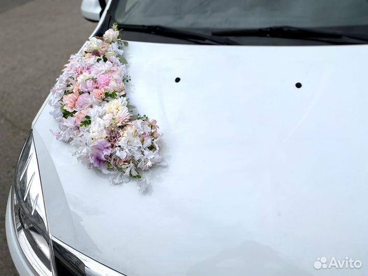Свадебные украшения на машину