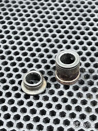 Втулки переднего колеса Kawasaki KLX 250 1995