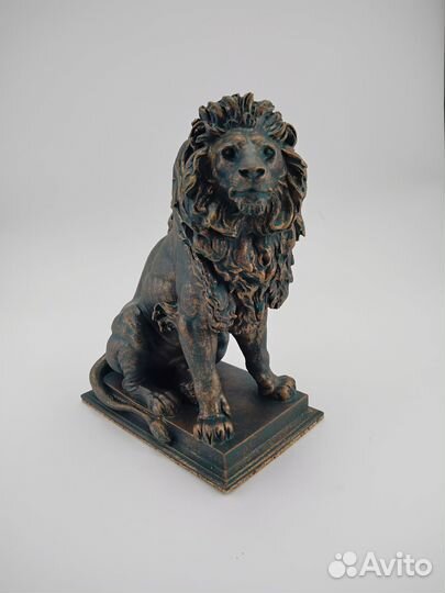 Статуэтка Лев старинный