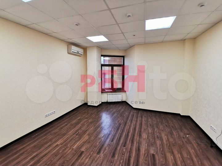 Офисы с ремонтом, отдельным входом в Центре 266,1к
