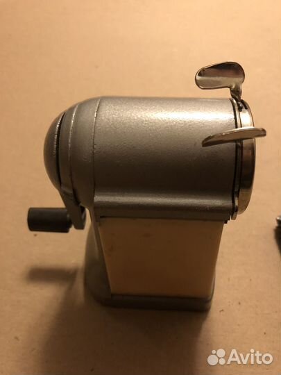 Точилка для карандашей механическая СССР