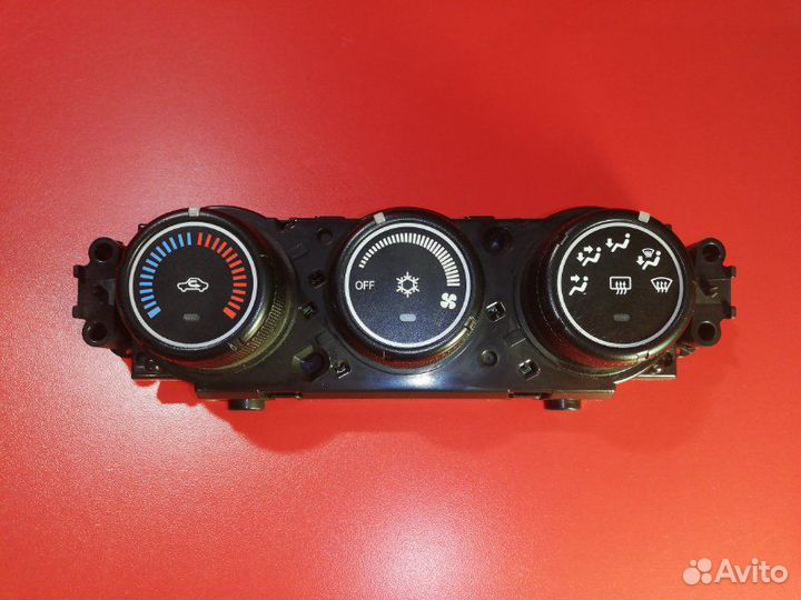 Блок управления климат-контролем Mitsubishi Lancer