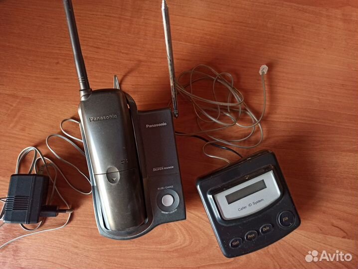 Радиотелефон Panasonic KX-TC2105RU плюс аон