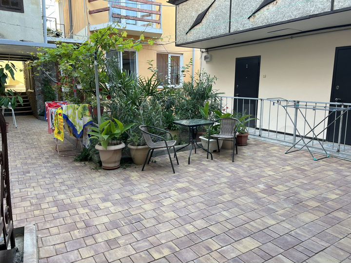 Комната 20 м² в 1-к., 1/2 эт.