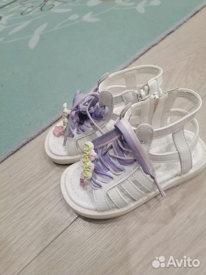 Сандалии для девочки 22 размер