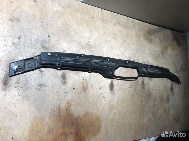 Kia Magentis 2001 накладка замка капота