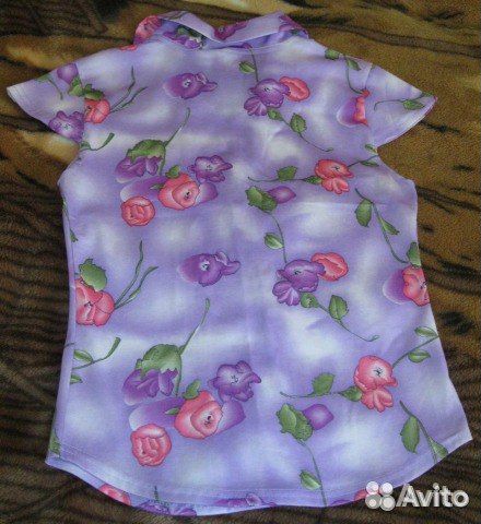Блузочка с коротким рукавом 40-42 р
