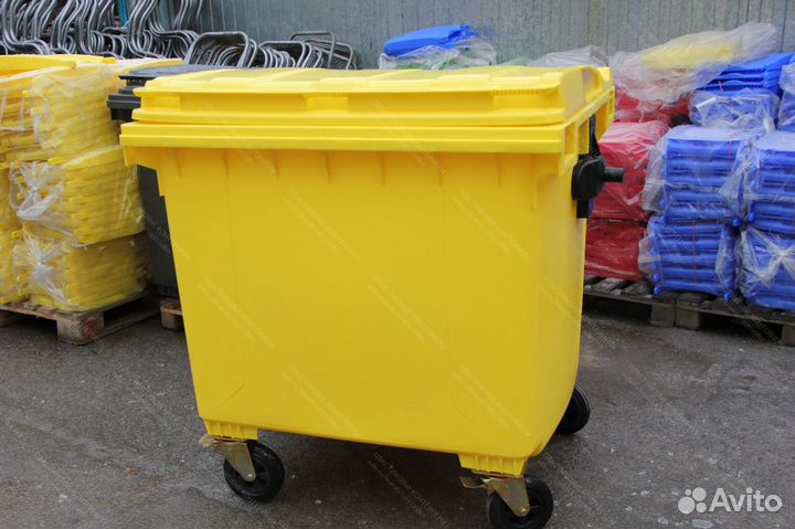 Бак мусорный пластиковый 1100л