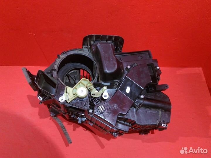 Логан корпус печки Рено Логан 1 с кондиционером