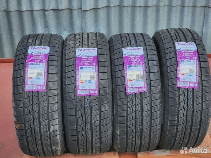 Tourador Winter Pro TSU2 225/50 R17 98V
