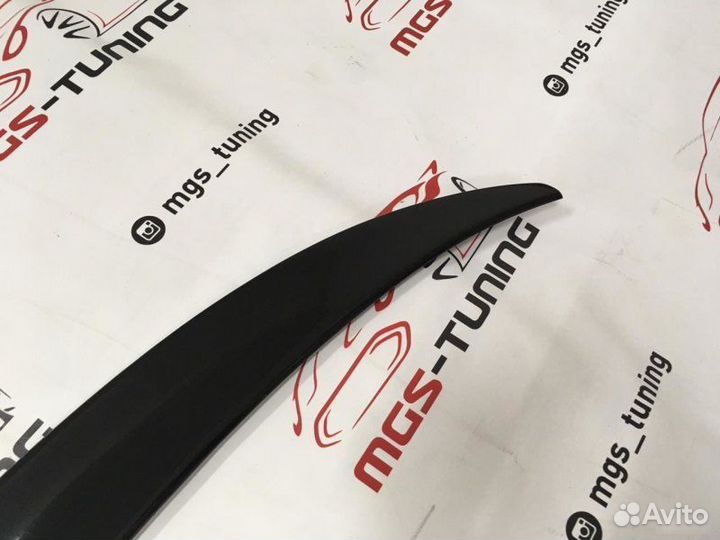 Лип спойлер на BMW X6 series E71 Черный глянец