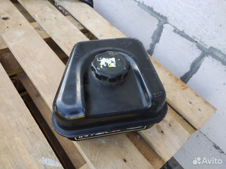 Бензобак для мотоблока