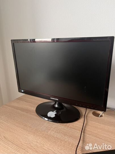 Монитор Samsung