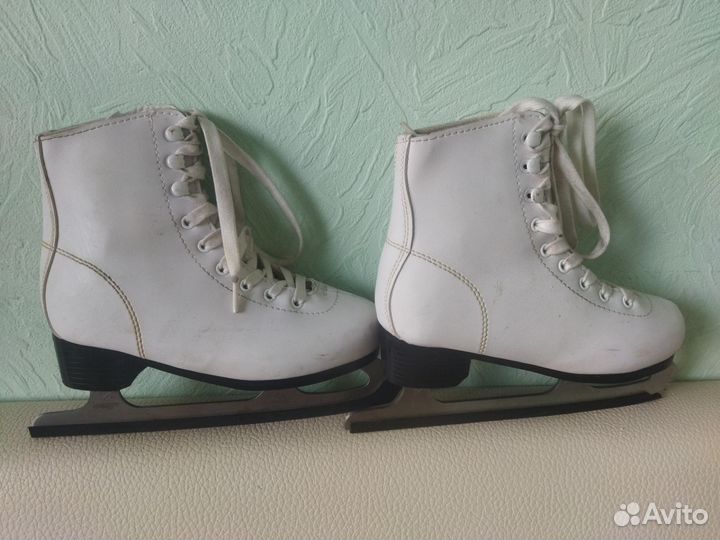 Коньки фигурные