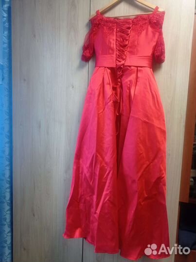 Вечернее платье 46 размера
