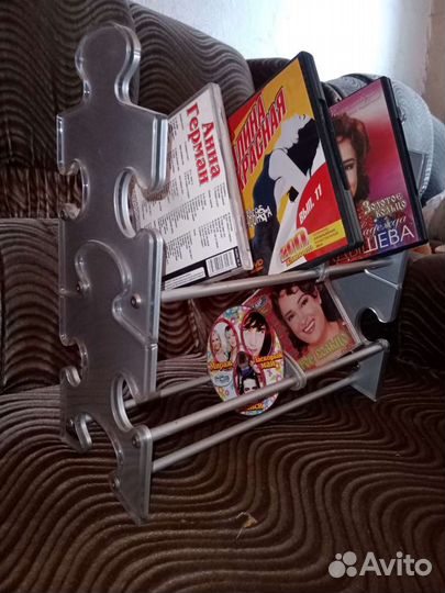 Подставка под диски