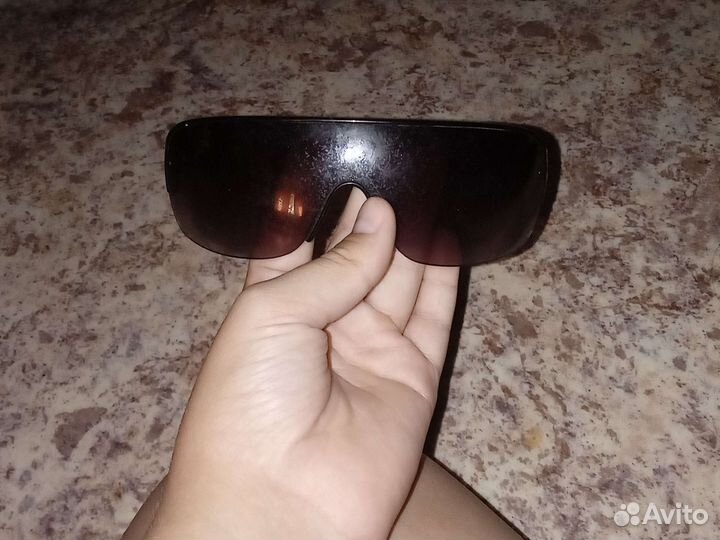 Солнцезащитные очки мужские