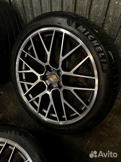 Оригинальные колеса Porsche Macan R21